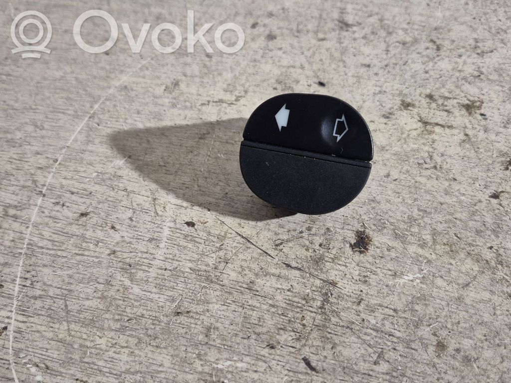 Ford Fiesta Electric window control switch 