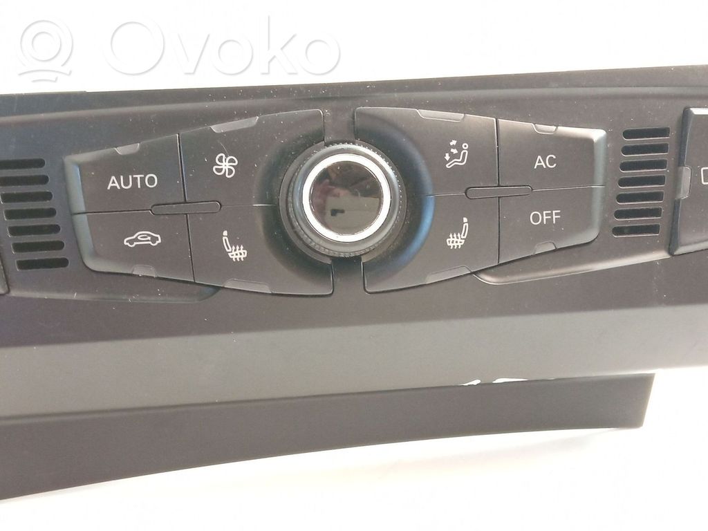 Audi A5 8T 8F Climate control unit 