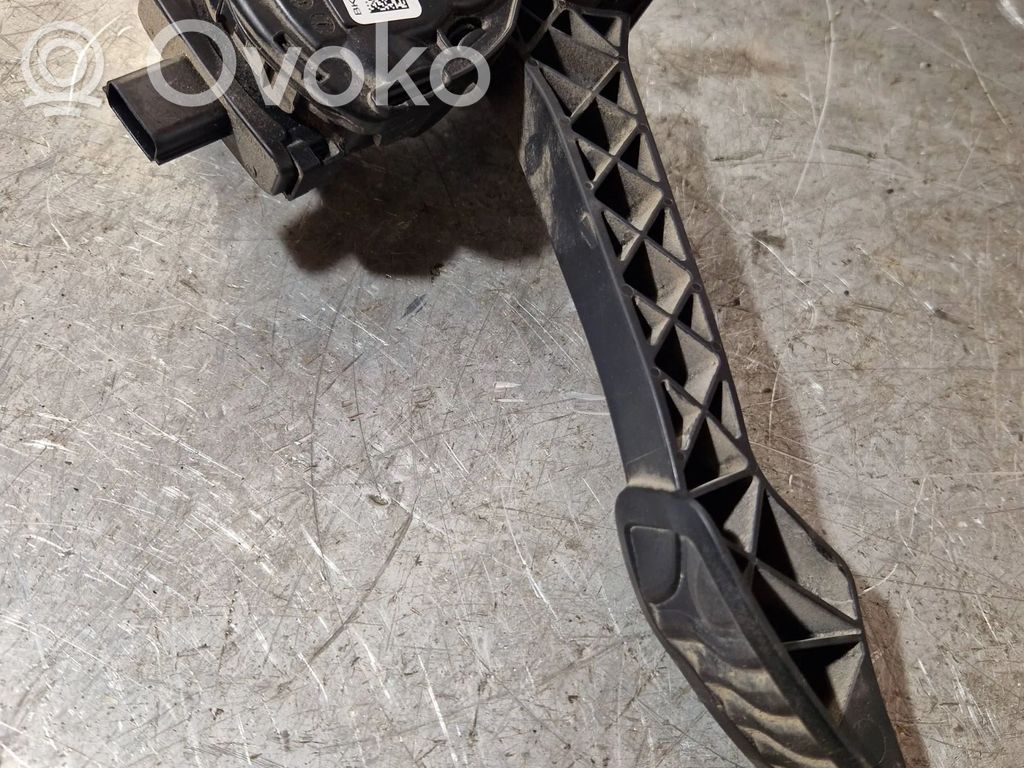 Ford Transit Custom Akceleratoriaus pedalas 