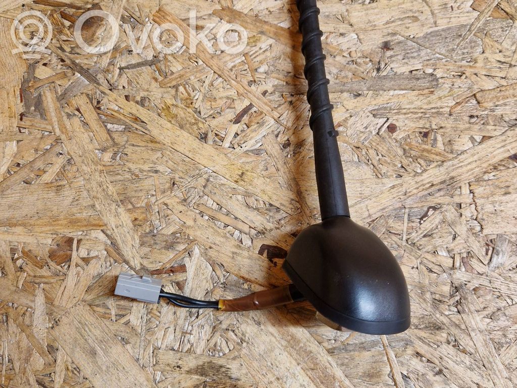 Infiniti EX Aerial GPS antenna 