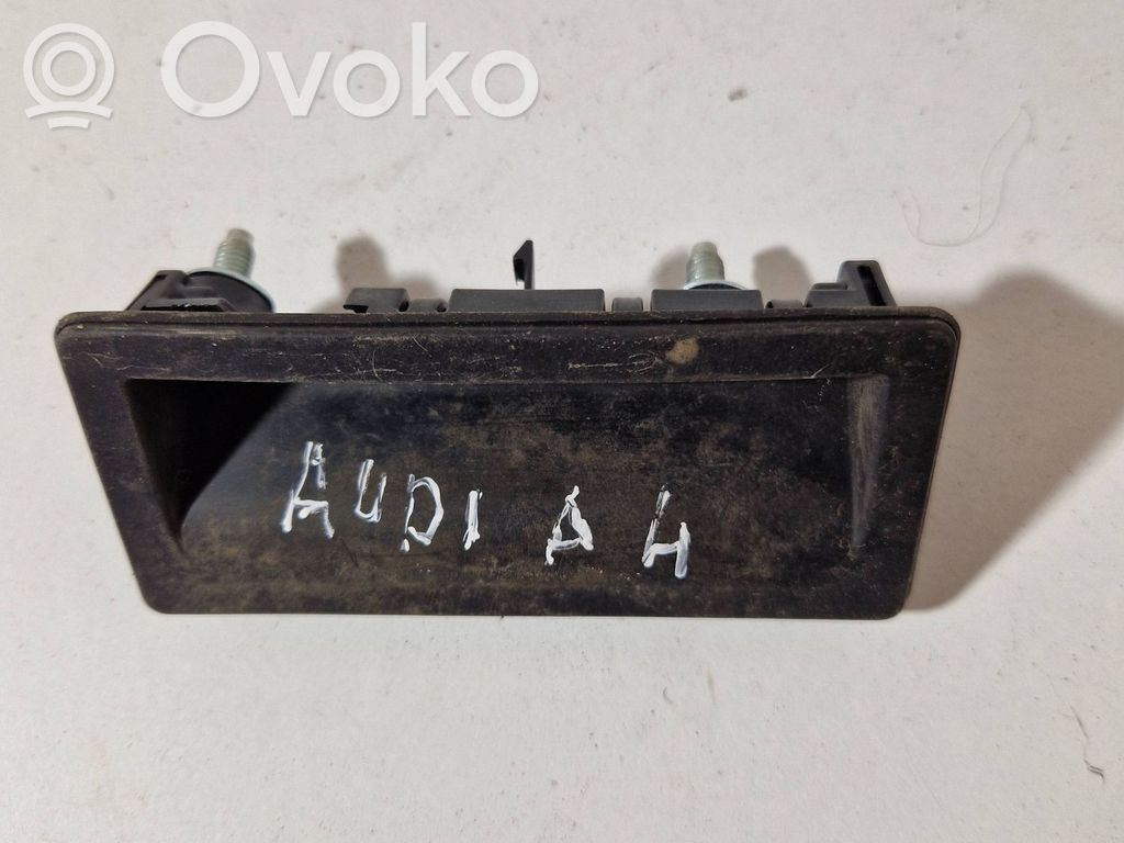 Audi A4 S4 B8 8K Tailgate/trunk/boot exterior handle 