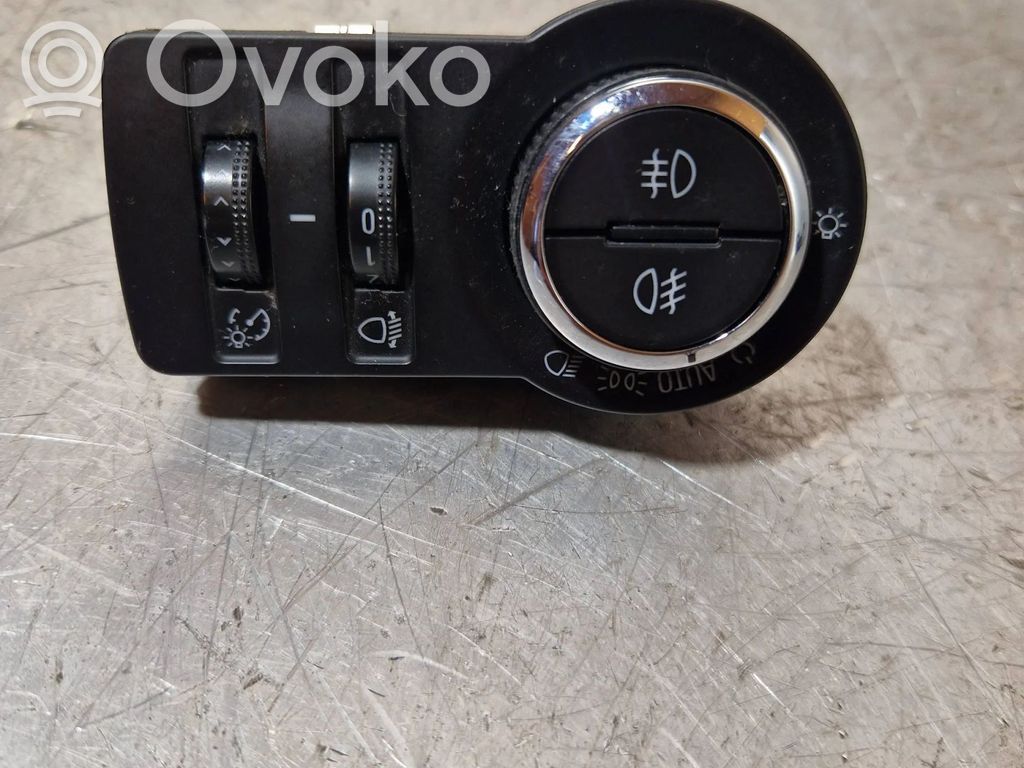 Opel Insignia A Light switch 