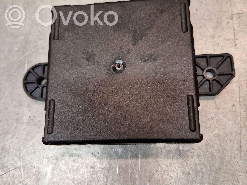 Chrysler Pacifica Sliding door control unit/module 