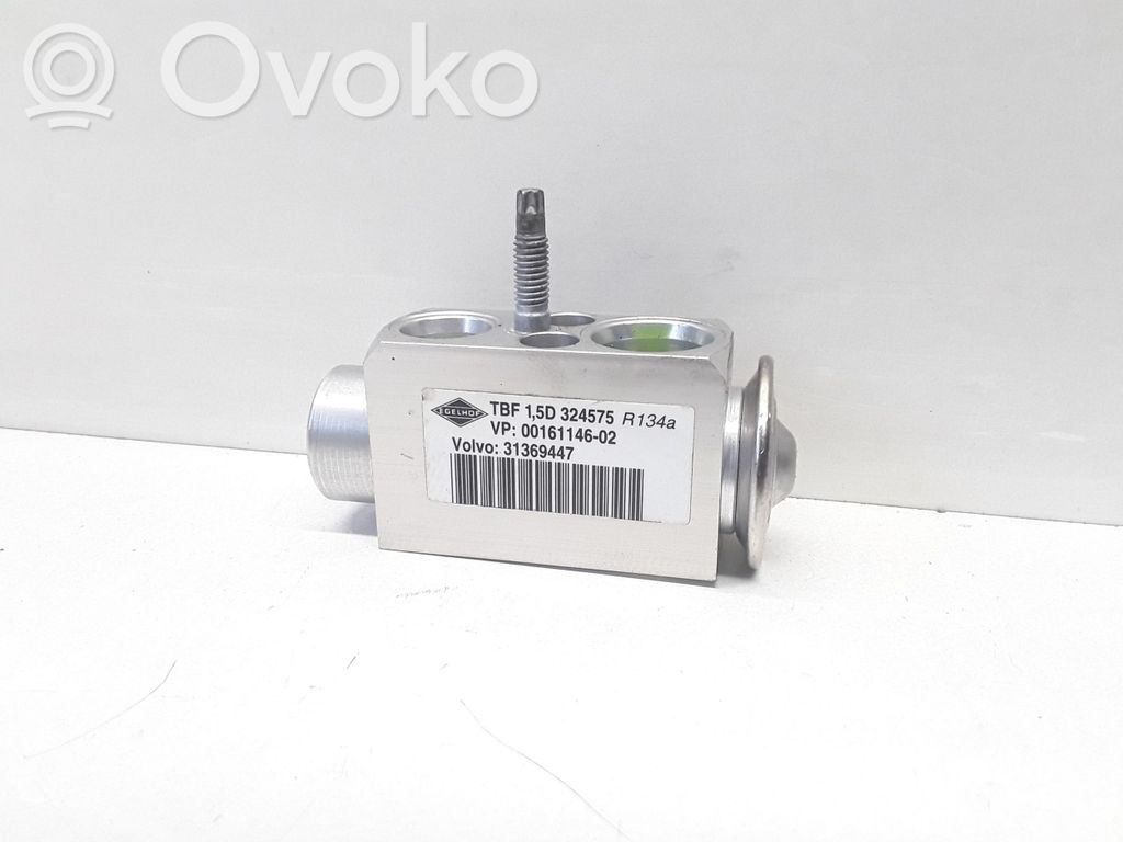 Volvo V40 Air conditioning (A/C) expansion valve 