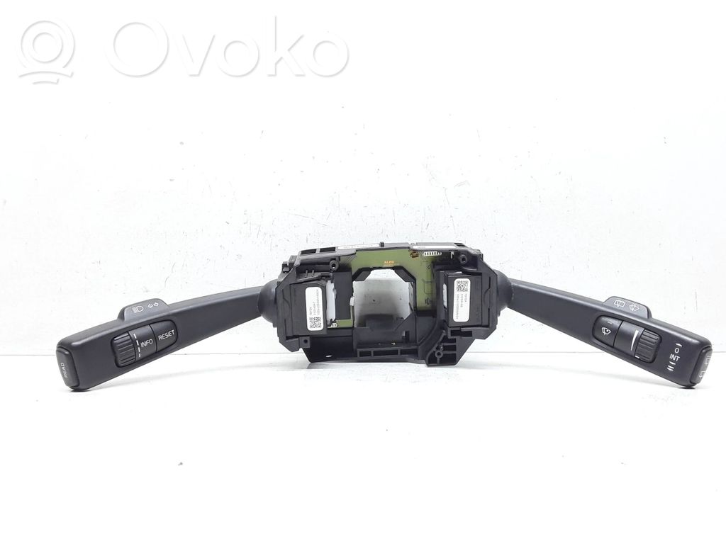 Volvo XC60 Wiper turn signal indicator stalk/switch 