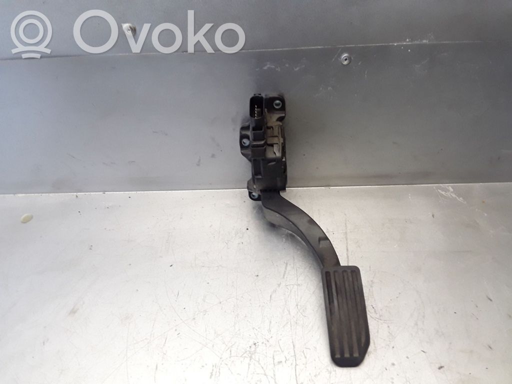 Volvo V70 Педаль акселератора 
