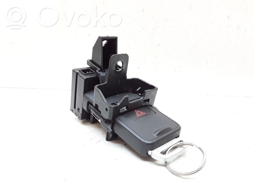Volvo V40 Ignition lock 