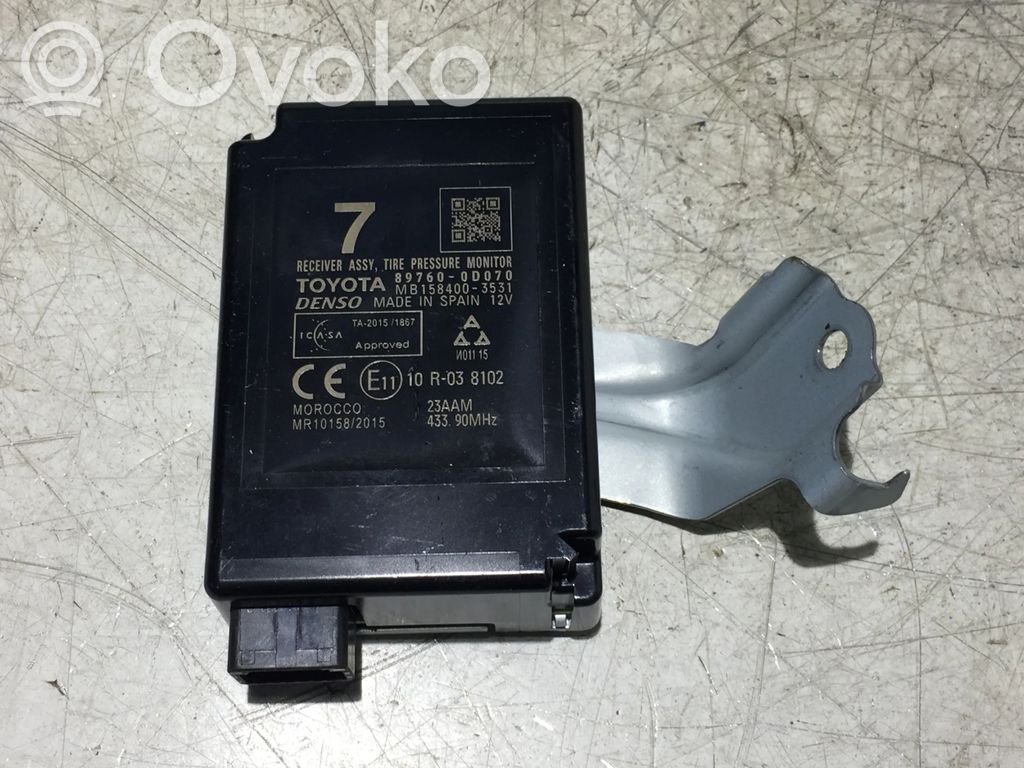 Toyota Yaris Tire pressure control unit 