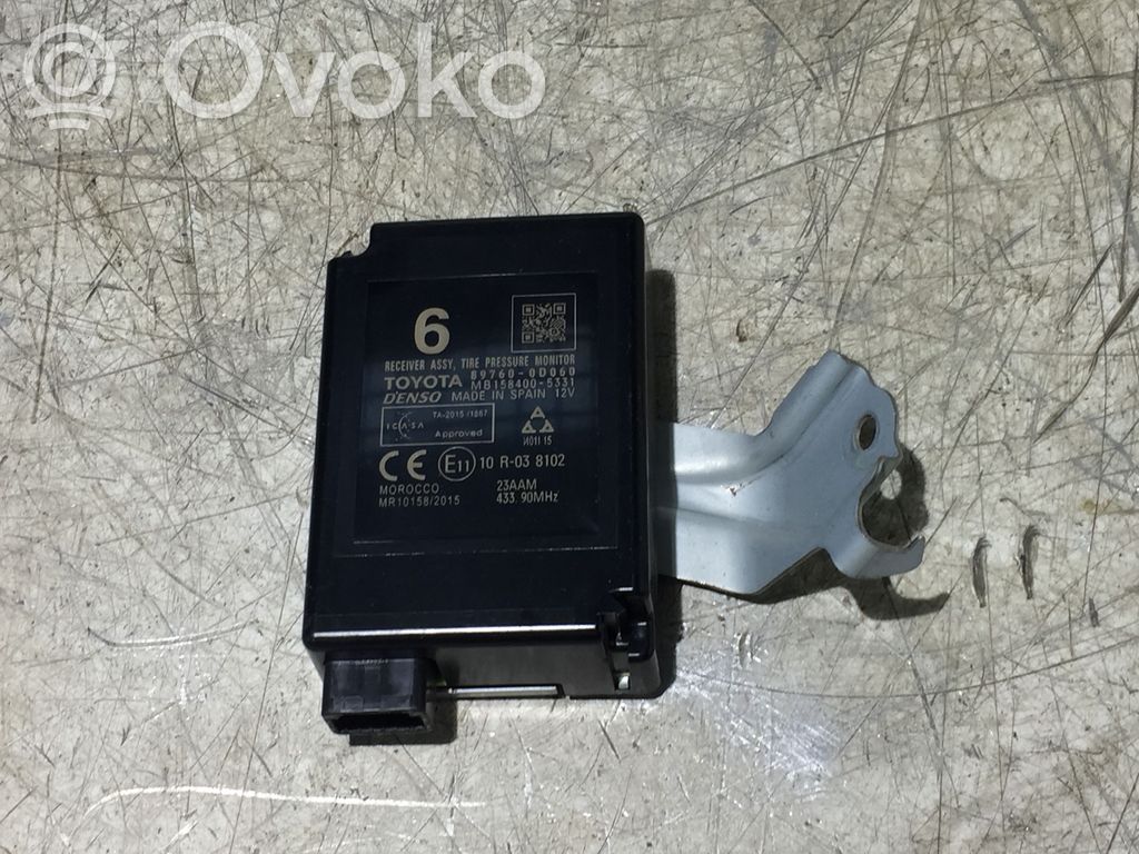 Toyota Yaris Tire pressure control unit 