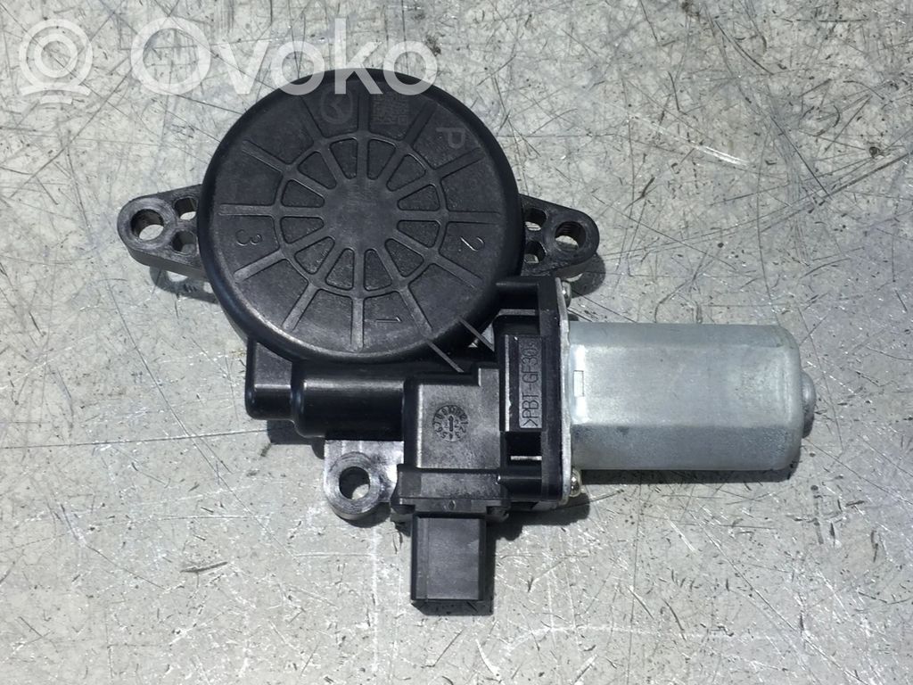 Mazda 6 Front door window regulator motor 
