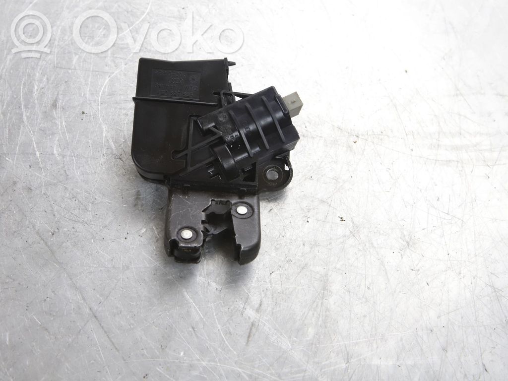 Audi A6 S6 C6 4F Tailgate/trunk/boot lock/catch/latch 