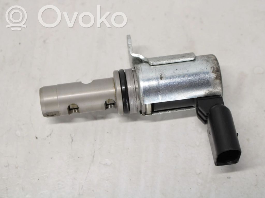 Skoda Fabia Mk2 (5J) Válvula de distribución del cigüeñal Vanos 