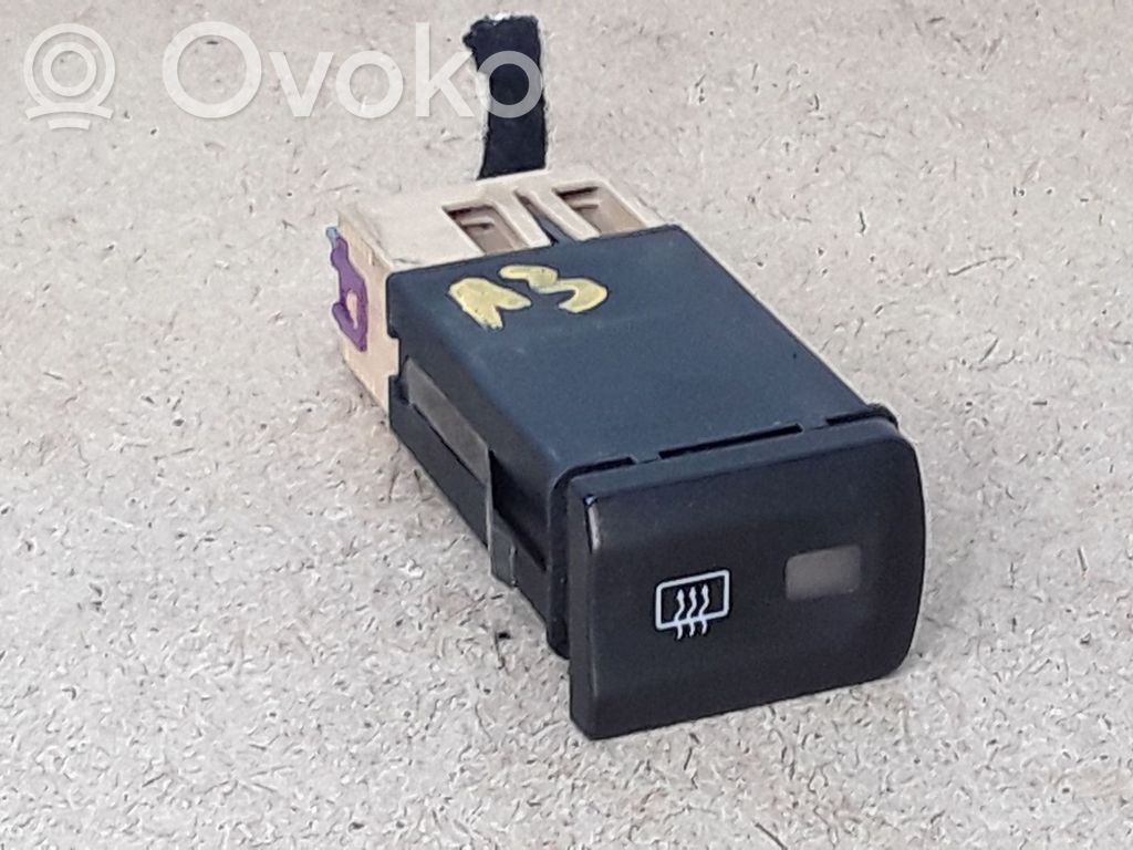 Audi A3 S3 8L Windscreen/window heater switch 