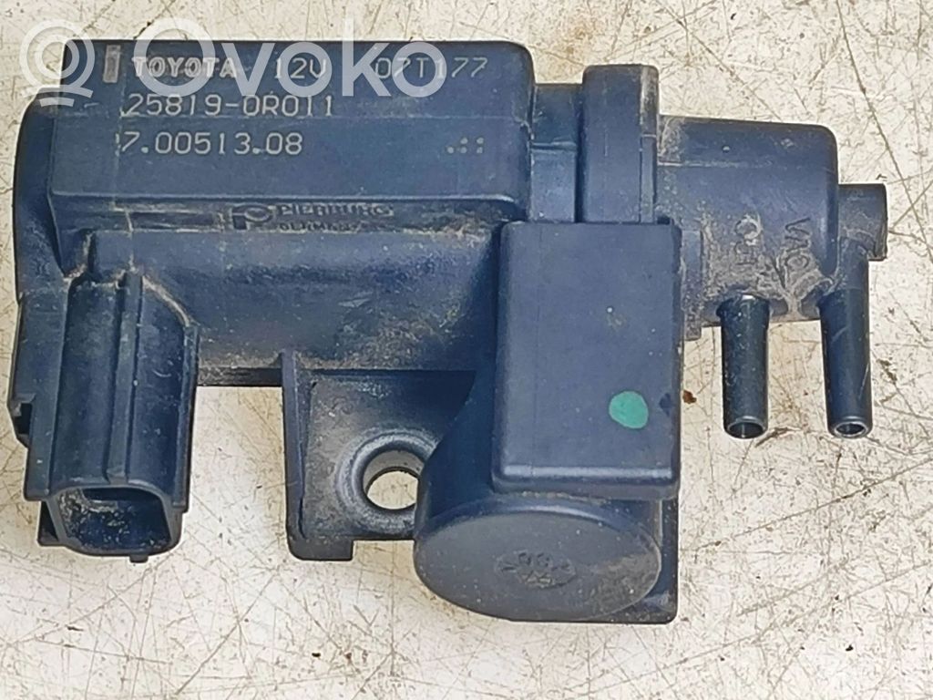 Toyota Avensis T250 Zawór podciśnienia / Elektrozawór turbiny 