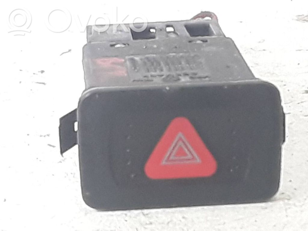 Volkswagen Bora Hazard light switch 