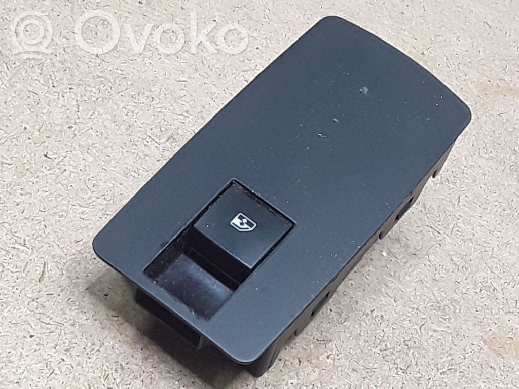 Opel Insignia A Electric window control switch 