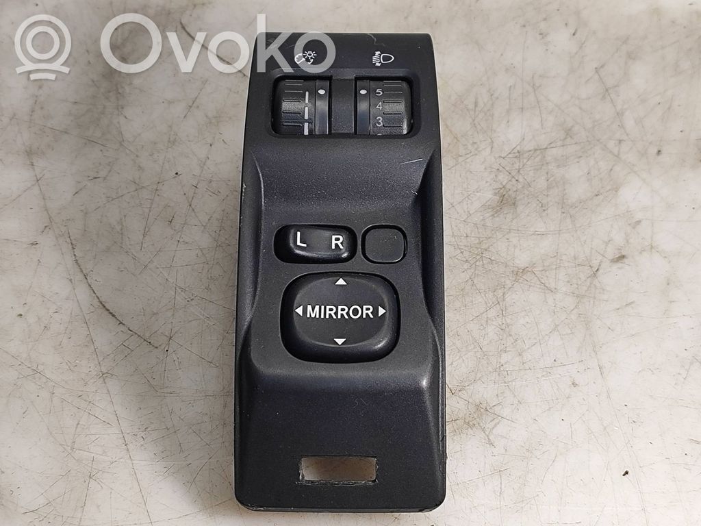 Subaru Forester SH Wing mirror switch 