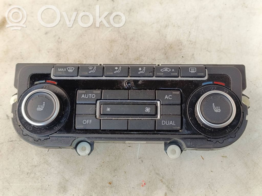 Volkswagen PASSAT B7 Climate control unit 