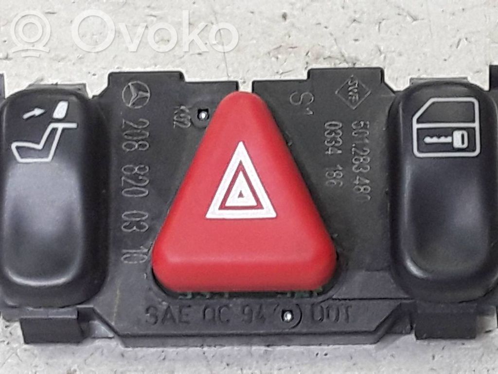 Mercedes-Benz E W210 Hazard light switch 