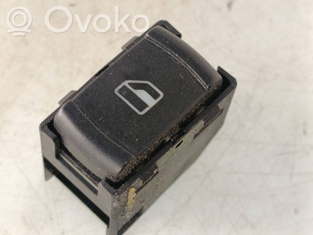 Volkswagen Golf IV Electric window control switch 