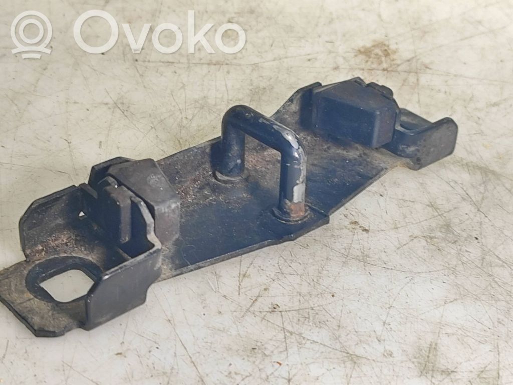 Ford Mondeo MK IV Trunk lock loop 