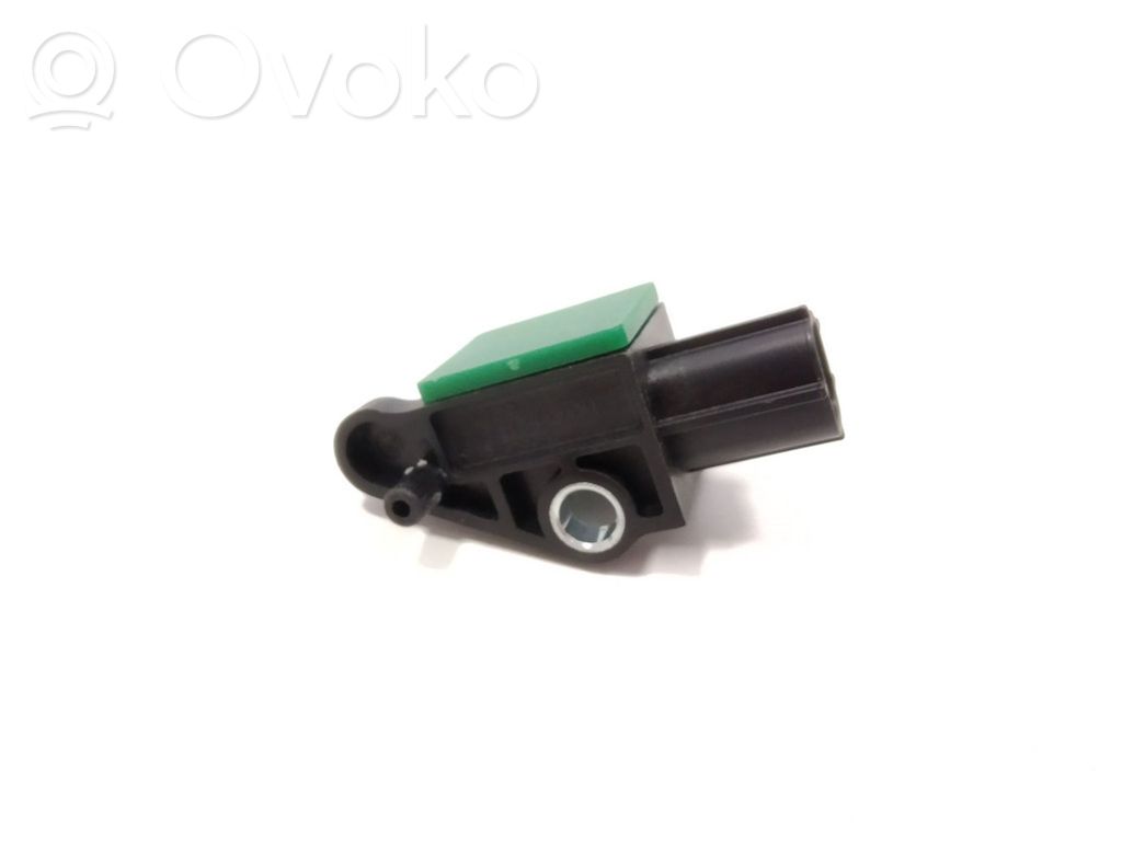 Volkswagen Tiguan Airbag deployment crash/impact sensor 