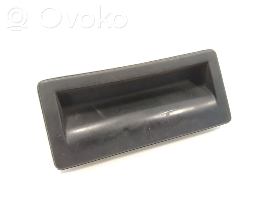 Audi Q3 8U Tailgate opening switch 