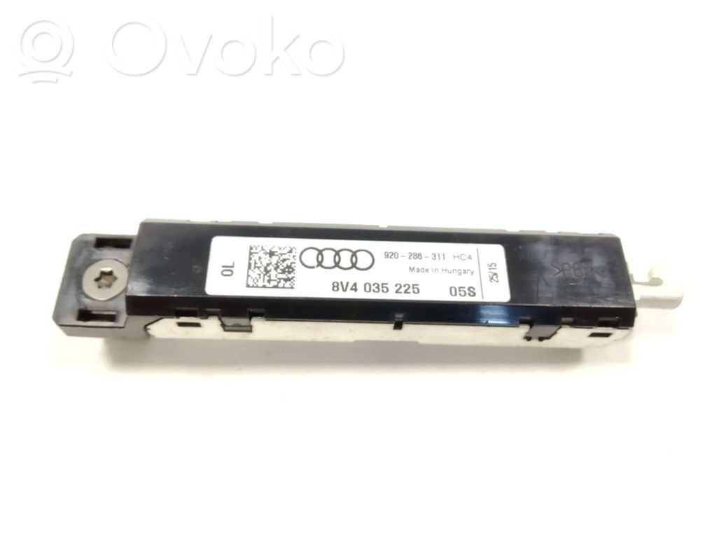 Audi A3 S3 8V Antenos stiprintuvas 