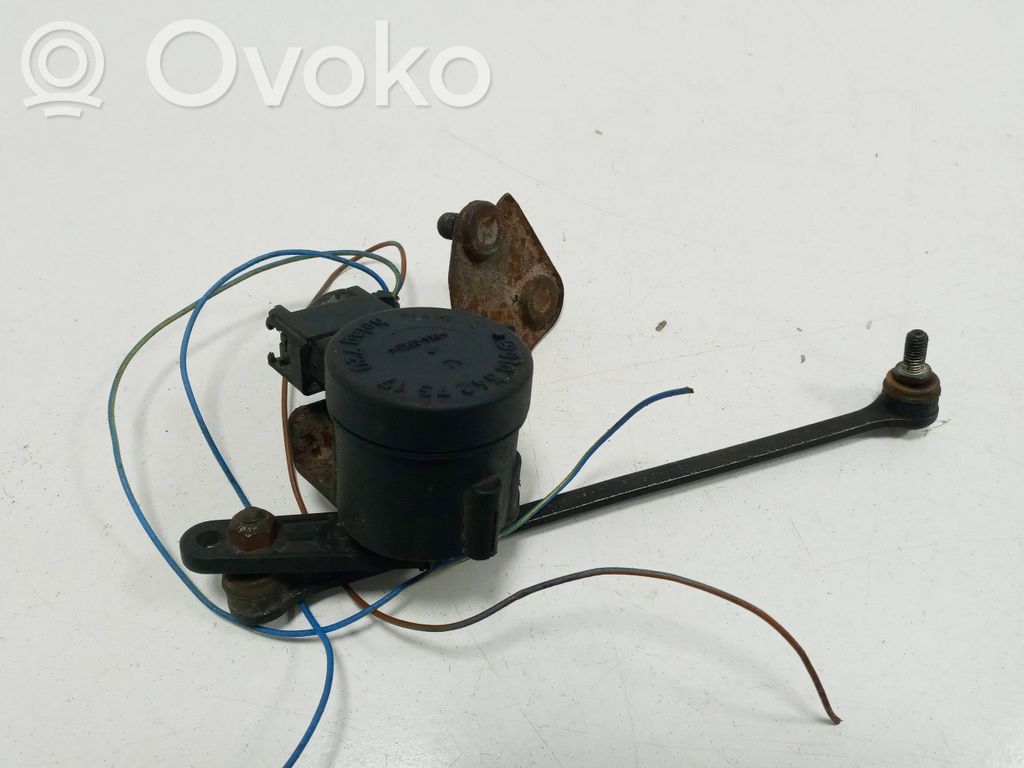 Mercedes-Benz E W210 Headlight/headlamp level sensor 