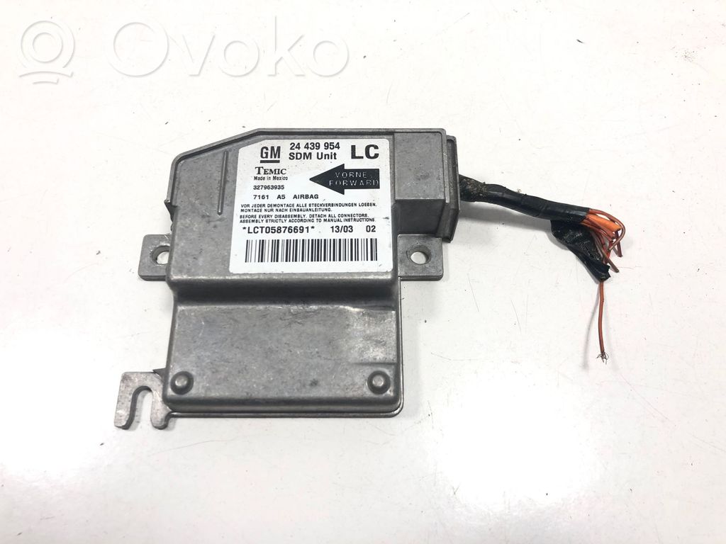 Opel Corsa D Airbag control unit/module 