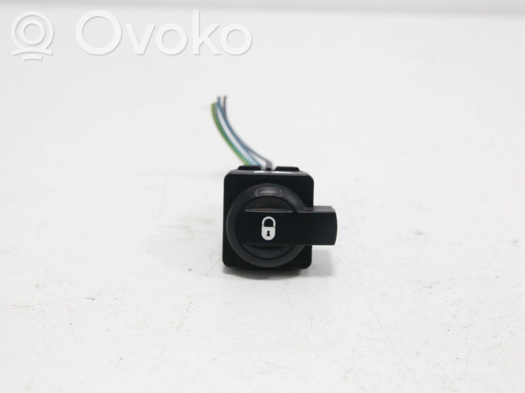 Citroen C4 I Central locking switch button 