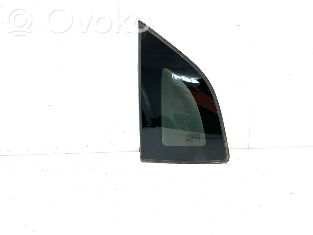Renault Captur Rear side window 