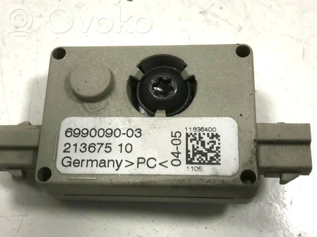 BMW X3 E83 Antenos stiprintuvas 