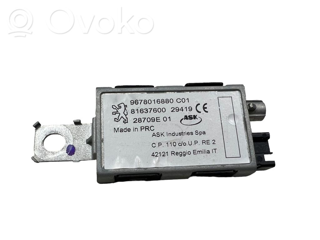 Peugeot 508 II Antenos stiprintuvas 