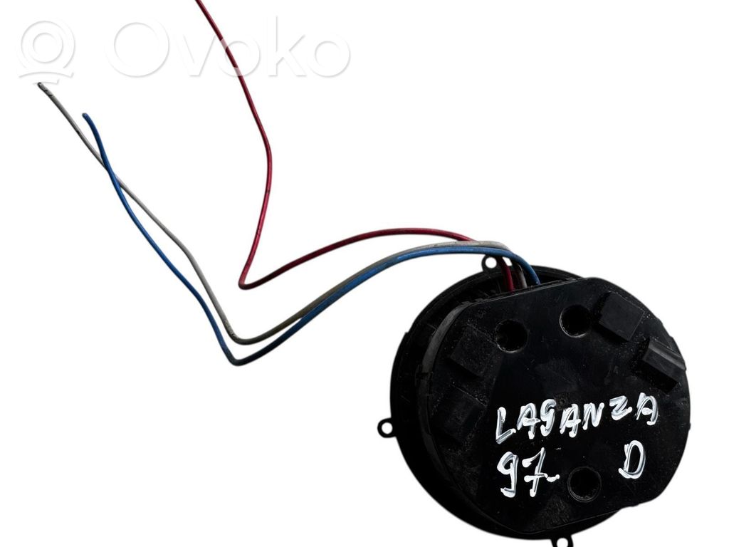 Element lusterka bocznego drzwi przednich   V100RH,2M27