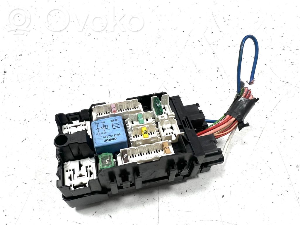 Peugeot 508 Module de fusibles 
