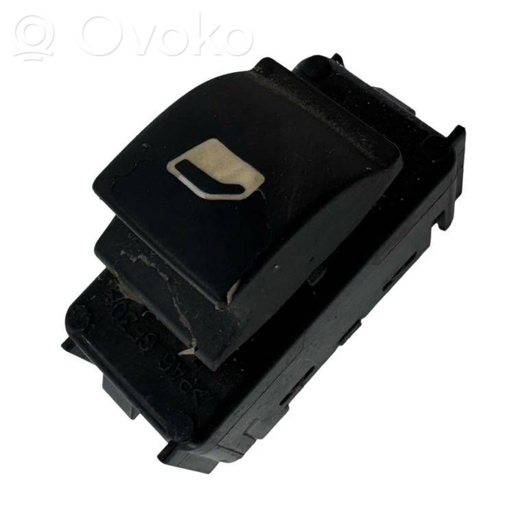 Citroen C4 II Electric window control switch 