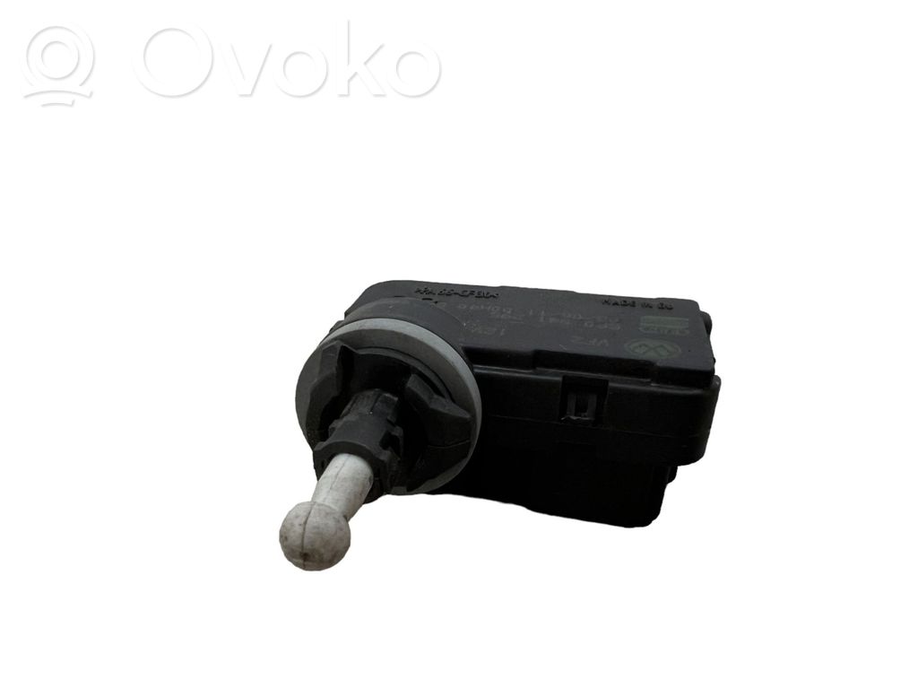 Volkswagen Polo IV 9N3 Headlight level adjustment motor 