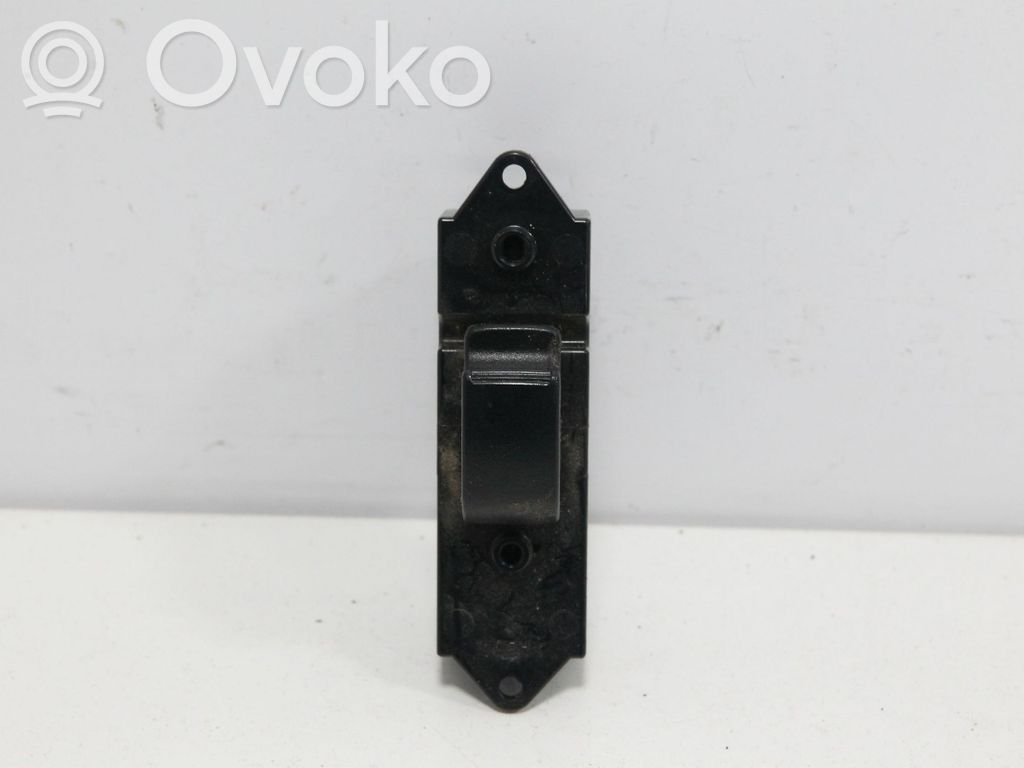 Citroen C-Crosser Electric window control switch 