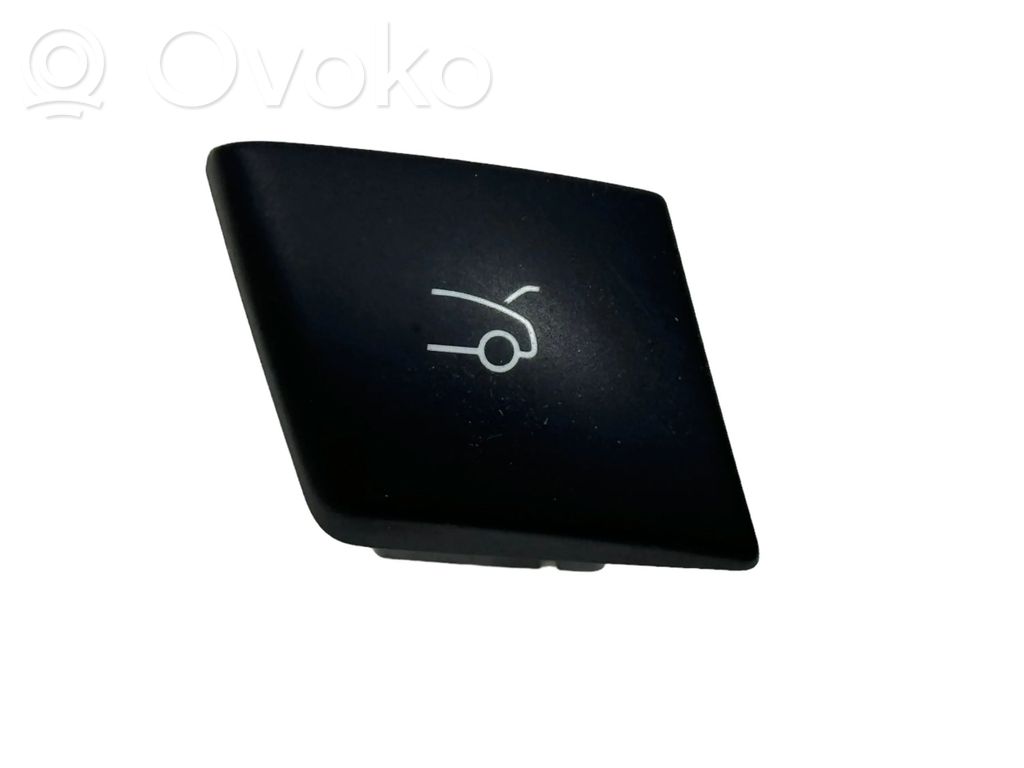 Citroen DS5 Tailgate opening switch 