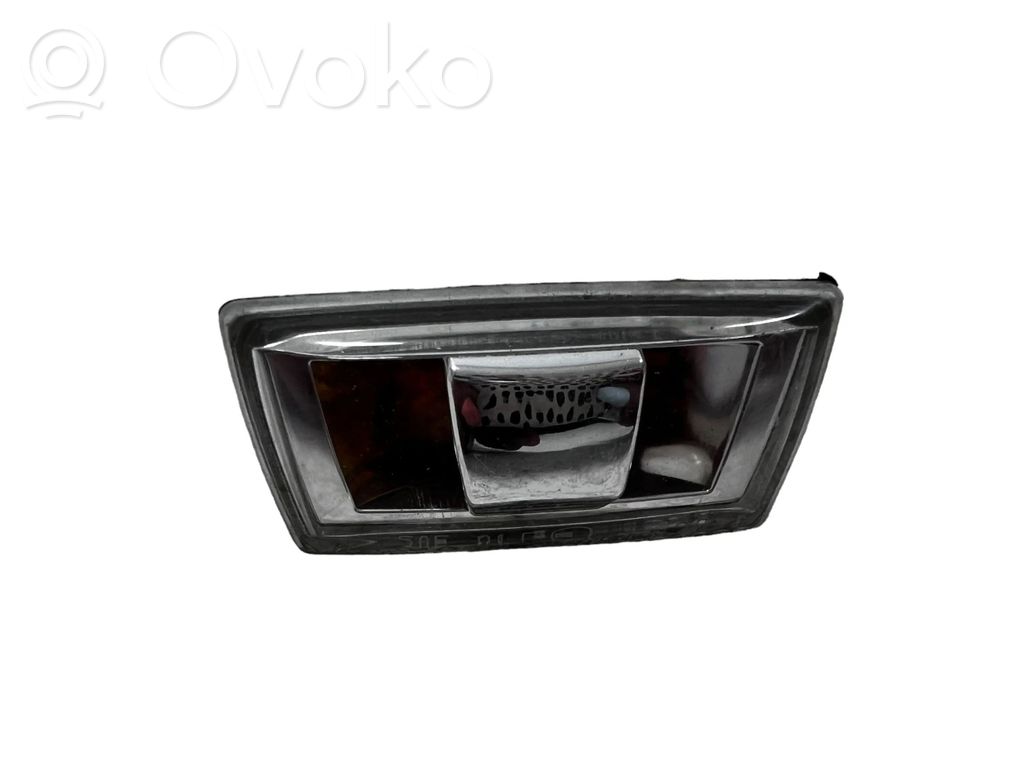 Opel Meriva B Front fender indicator light 