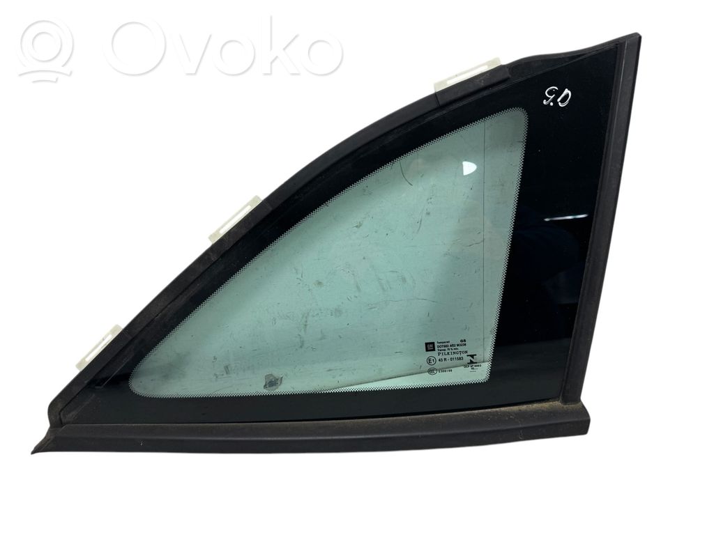 Opel Astra K Rear side window 