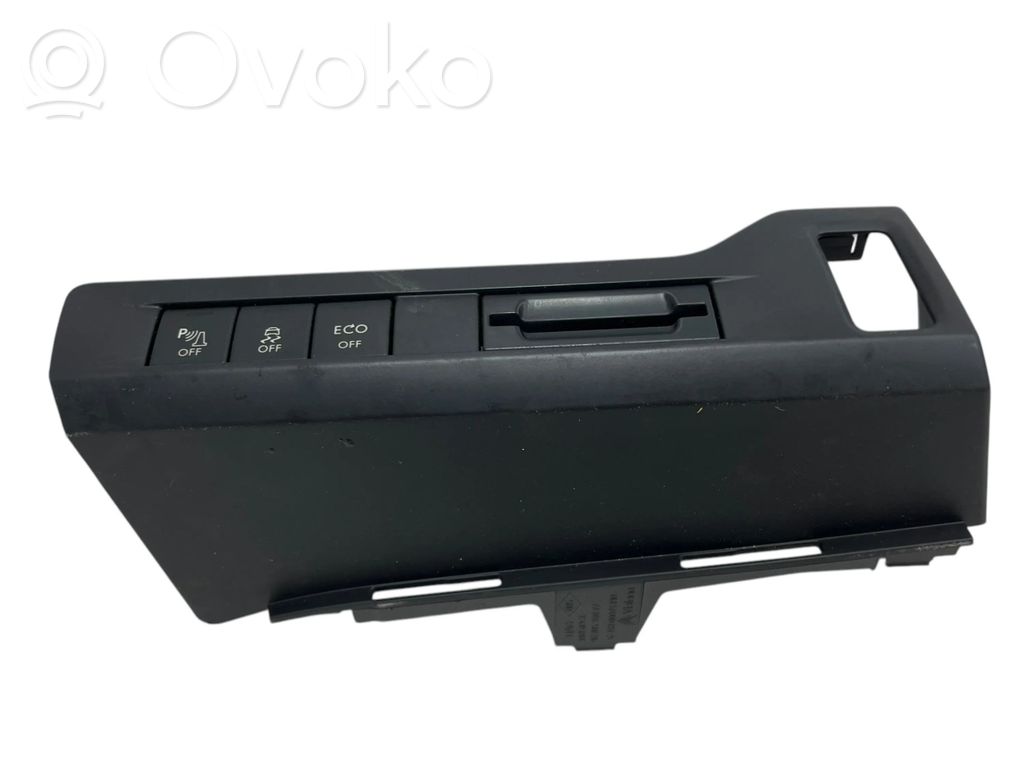 Citroen DS5 A set of switches 