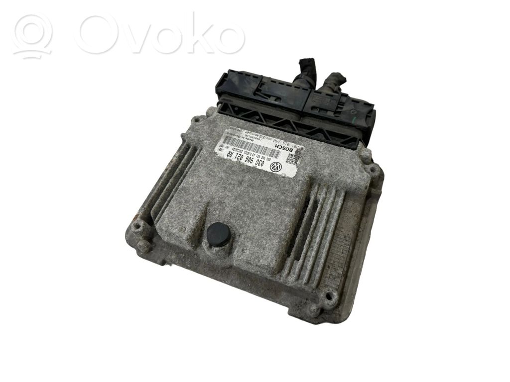 Skoda Octavia Mk2 (1Z) Engine control unit/module 