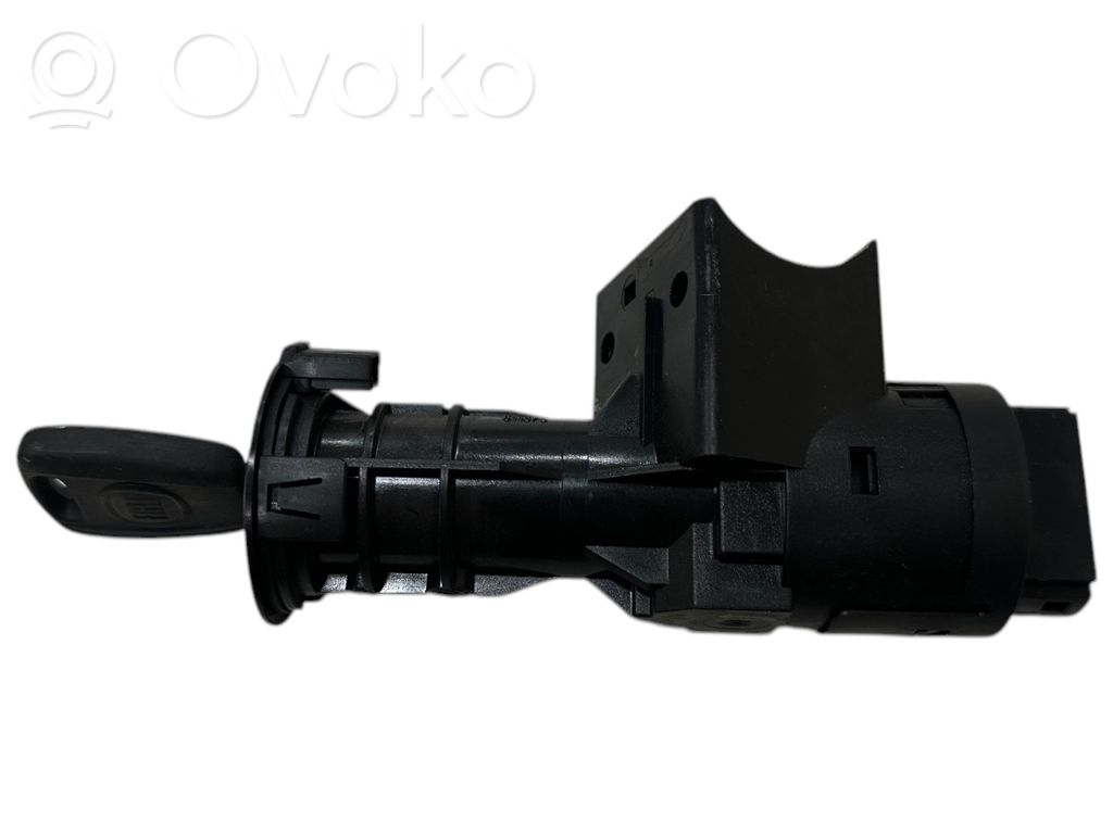 Fiat 500 Užvedimo spynelė 