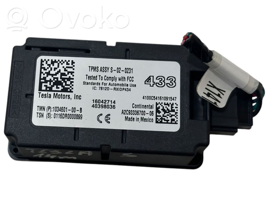 Tesla Model S Tire pressure control unit 