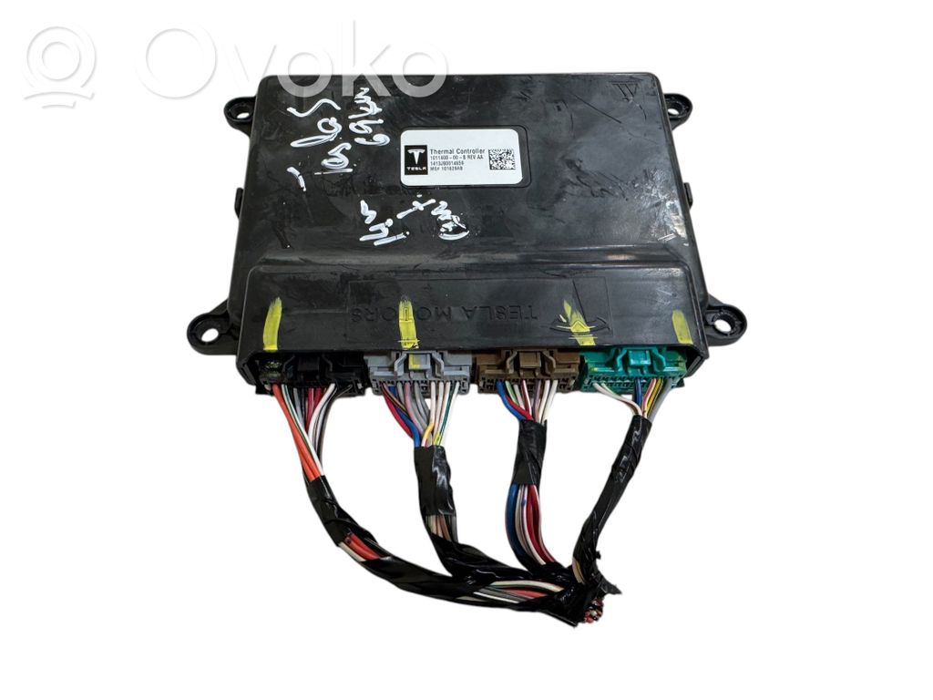 Tesla Model S Air conditioning/heating control unit 