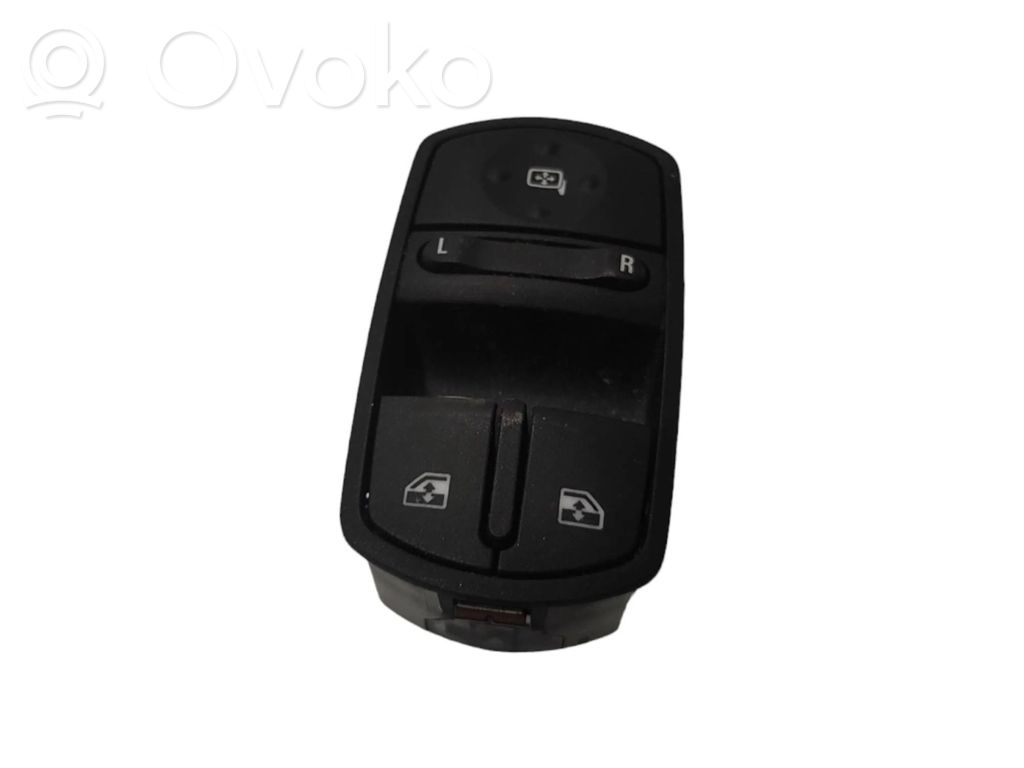 Opel Corsa E Electric window control switch 
