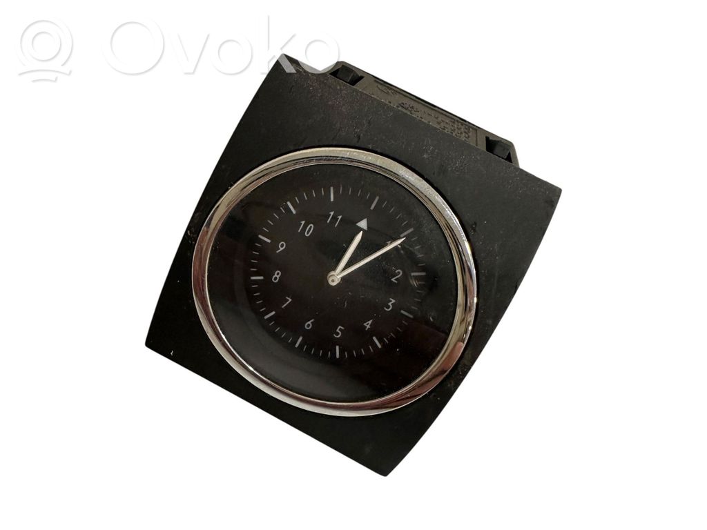 Volkswagen Phaeton Clock 