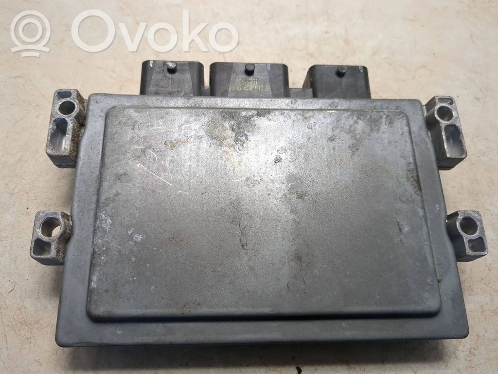 Engine control unit/module   S120200105A,8200522357,8200510536
